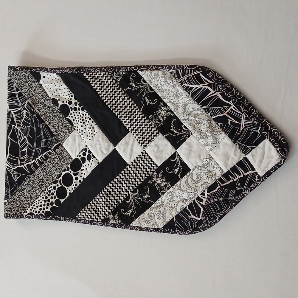 Handmade Table Runner - Picture 3 of 11